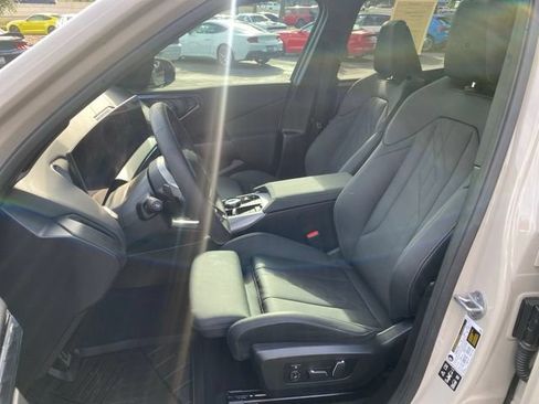 Used 2025 BMW X3 xDrive30i w/ M Sport Package AWD/4WD image 11