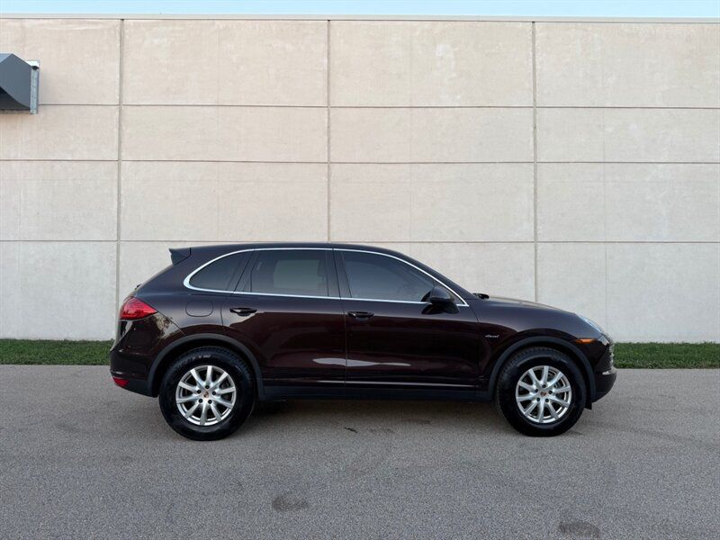 Used 2014 Porsche Cayenne Diesel AWD/4WD image 24