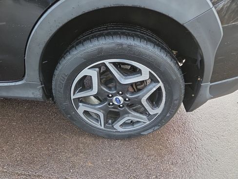 Used 2018 Subaru Crosstrek 2.0i Limited image 4