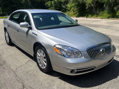 Used 2011 Buick Lucerne CXL FWD image 7