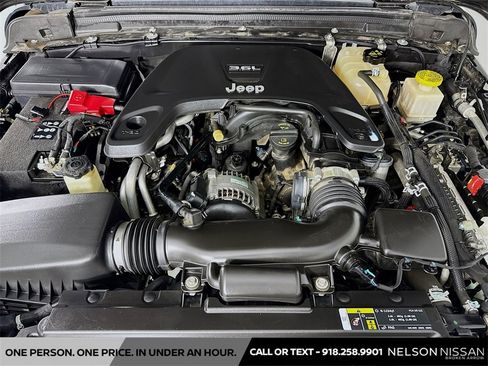 Used 2020 Jeep Gladiator Sport w/ Quick Order Package 24S image 27