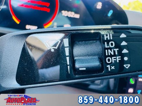 Used 2020 Porsche Taycan Turbo w/ Premium Package image 31