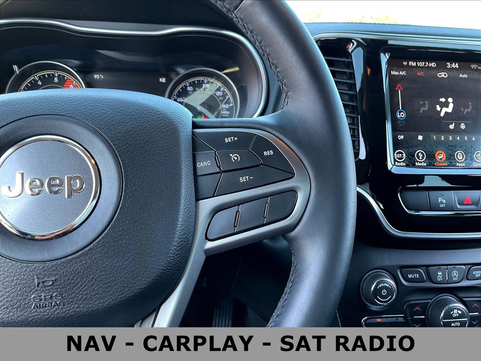 Used 2019 Jeep Cherokee Limited AWD/4WD image 12