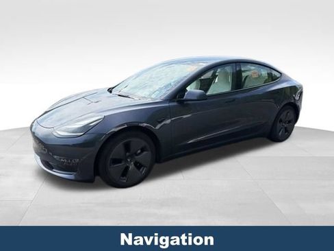 Used 2022 Tesla Model 3 RWD image 4