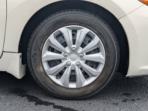 Used 2017 Nissan Altima 2.5 S w/ Power Driver Seat Package FWD image 11
