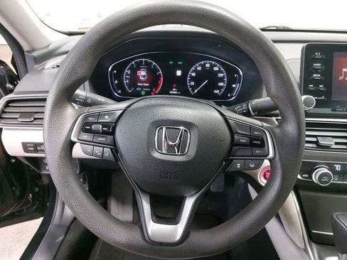 Used 2018 Honda Accord LX image 31
