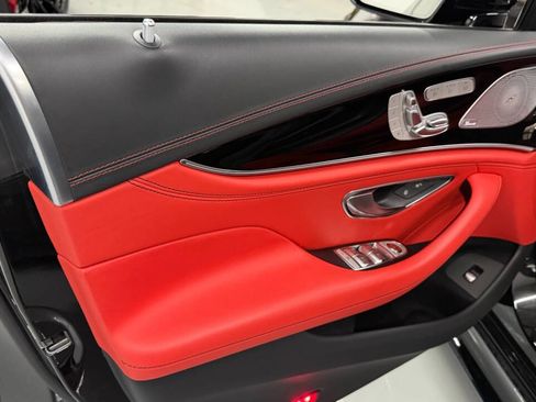 Used 2021 Mercedes-Benz AMG GT 63 image 40