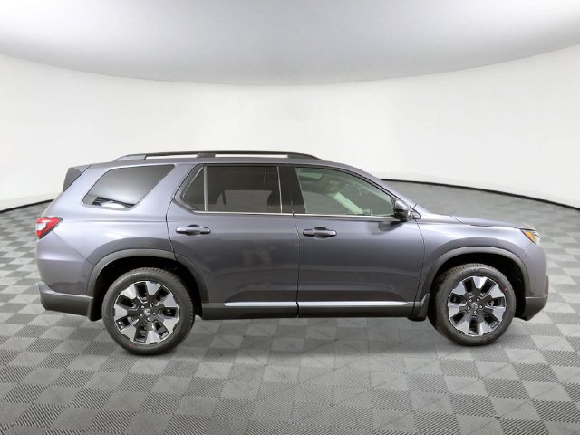 New 2026 Honda Pilot Touring image 3