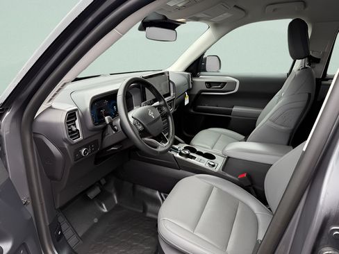 Used 2025 Ford Bronco Sport Badlands AWD/4WD image 4