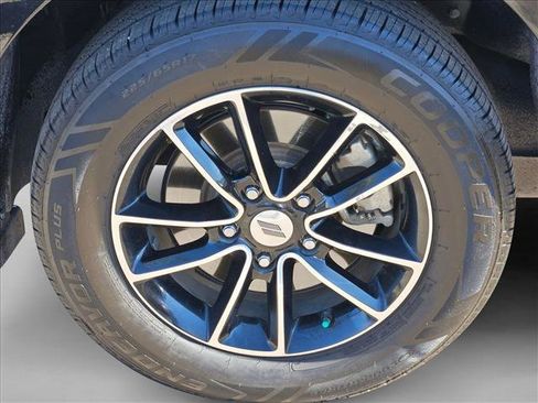 Used 2019 Dodge Journey SE w/ Connectivity Group image 23