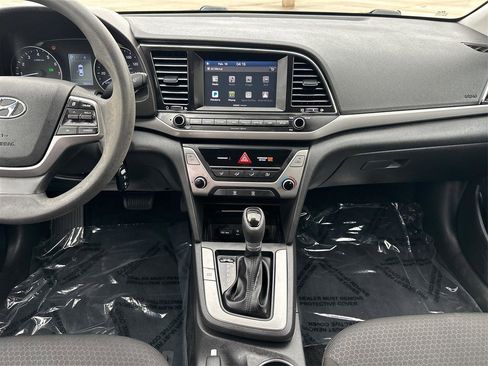 Used 2018 Hyundai Elantra SEL image 13