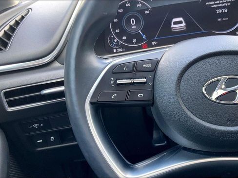 Used 2020 Hyundai Sonata SEL w/ Premium + Sunroof Package FWD image 19