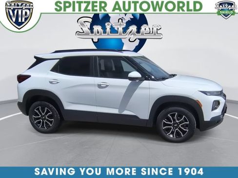 Used 2023 Chevrolet TrailBlazer ACTIV w/ Sun and Liftgate Package AWD/4WD image 10