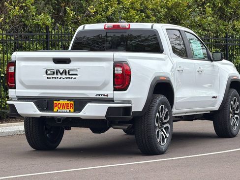 New 2026 GMC Canyon AT4 AWD/4WD image 5