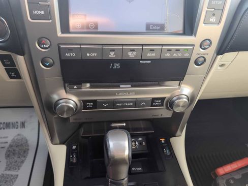 Used 2020 Lexus GX 460 Premium image 18
