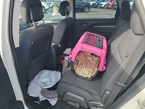 Used 2010 Dodge Journey SXT w/ Flexible Seating Group image 15