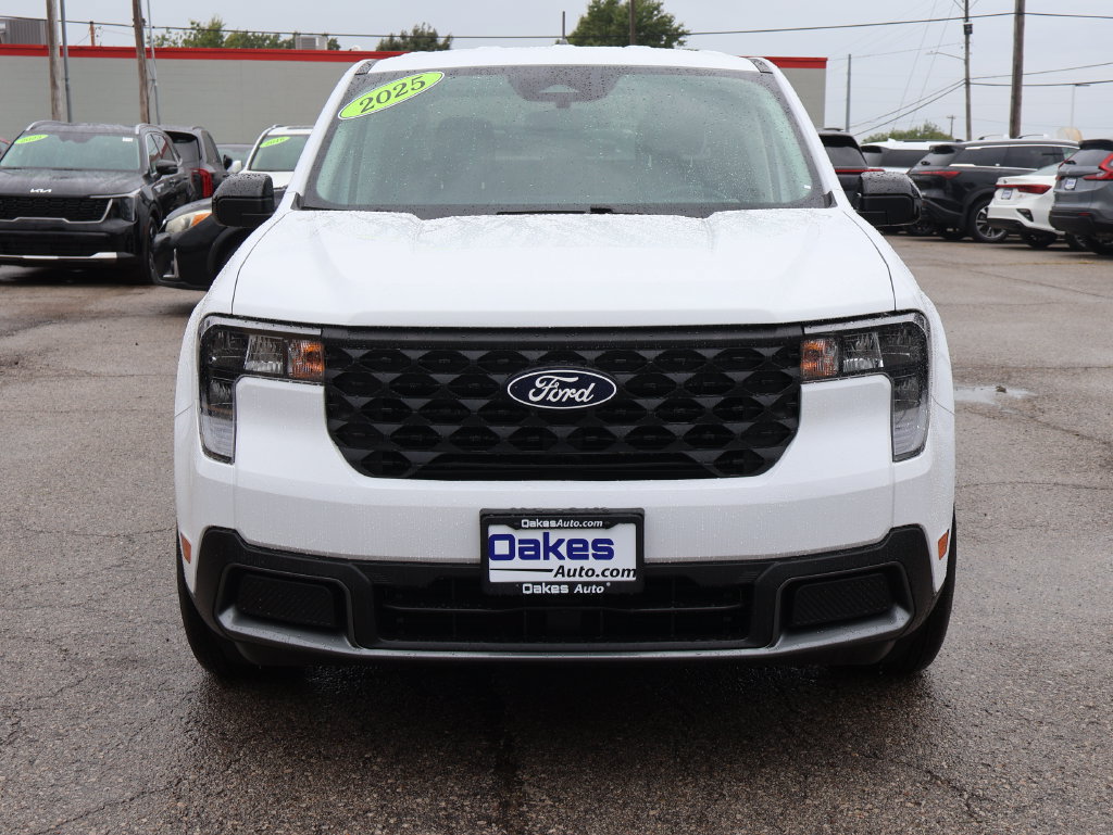 Used 2025 Ford Maverick XLT w/ XLT Luxury Package FWD image 2