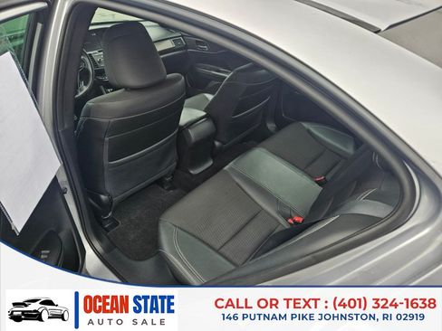 Used 2017 Honda Accord Sport image 10