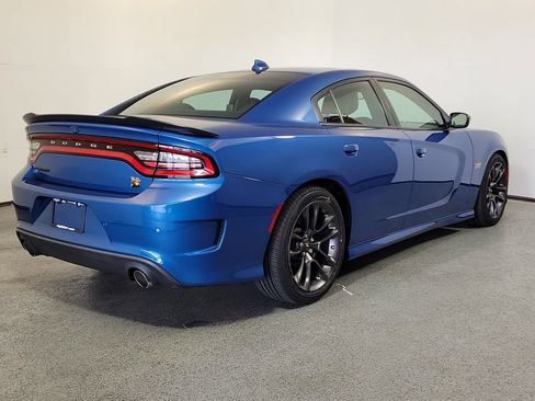 Used 2022 Dodge Charger Scat Pack w/ Plus Group RWD image 6