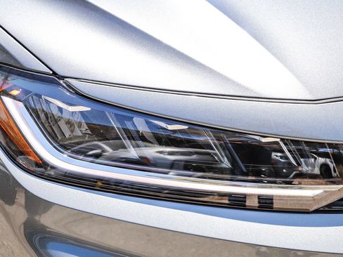 New 2026 Volkswagen Jetta SEL FWD image 4