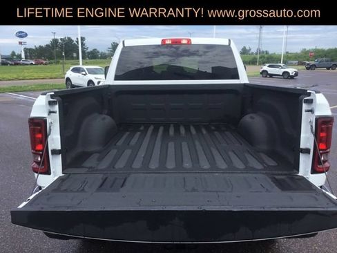 Used 2026 RAM 2500 Big Horn AWD/4WD image 8