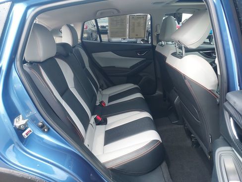 Used 2019 Subaru Crosstrek 2.0i Limited w/ Moonroof Package w/Navigation AWD/4WD image 32