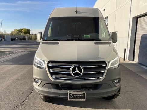 Used 2025 Mercedes-Benz Sprinter 2500 image 7