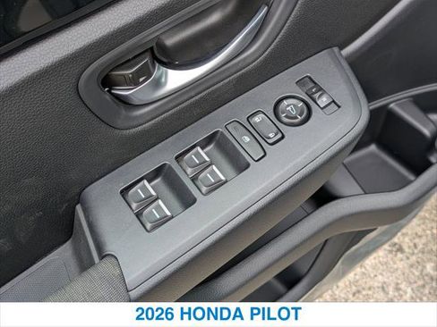 New 2026 Honda Pilot Sport image 13