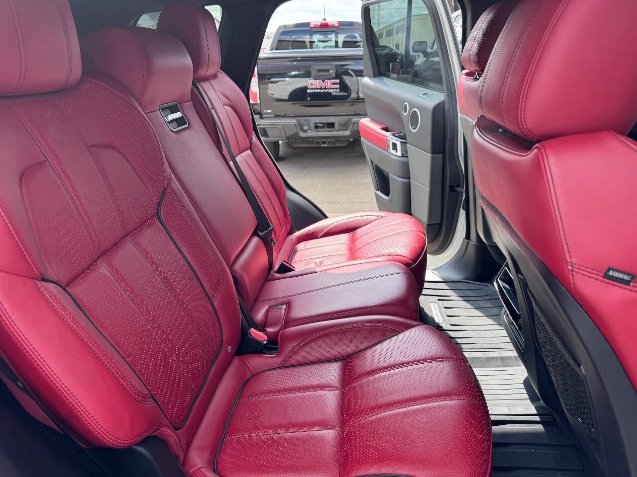 Used 2016 Land Rover Range Rover Sport Supercharged AWD/4WD image 14