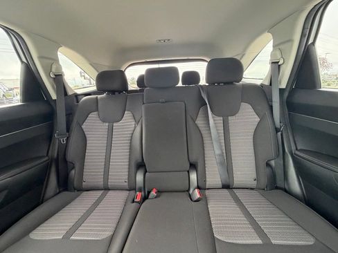 Certified 2022 Kia Sorento LX FWD image 24