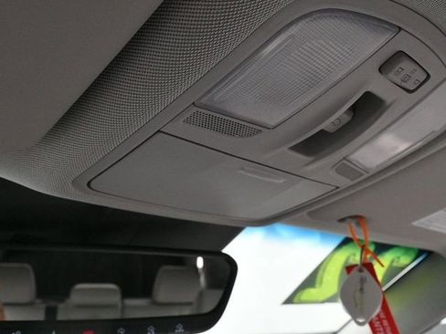 Used 2022 Hyundai Kona Limited image 23