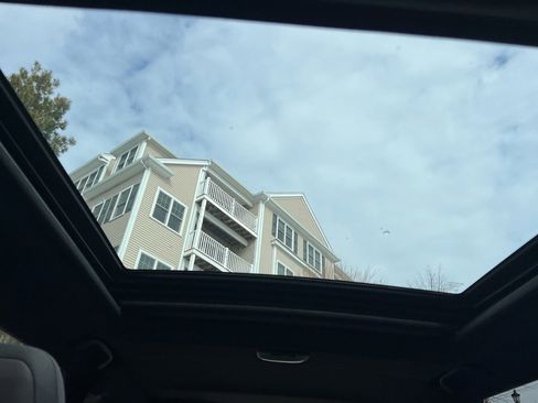 Used 2025 Subaru Forester Premium image 20