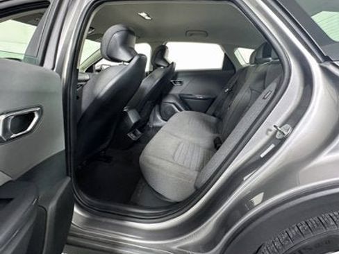 Used 2025 Kia K4 EX image 8