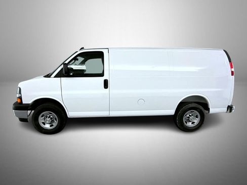 New 2025 Chevrolet Express 3500 w/ Driver Convenience Package image 8