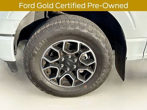 Certified 2022 Ford F150 XLT w/ Equipment Group 302A High image 40