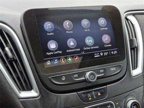 Used 2022 Chevrolet Malibu LT image 17