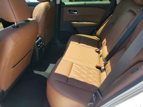 New 2026 Nissan Rogue Platinum AWD/4WD image 16