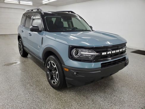 Used 2023 Ford Bronco Sport Outer Banks image 3