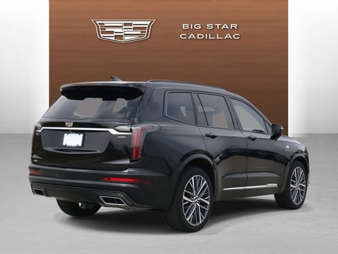 Used 2024 Cadillac XT6 Sport w/ Platinum Package image 5