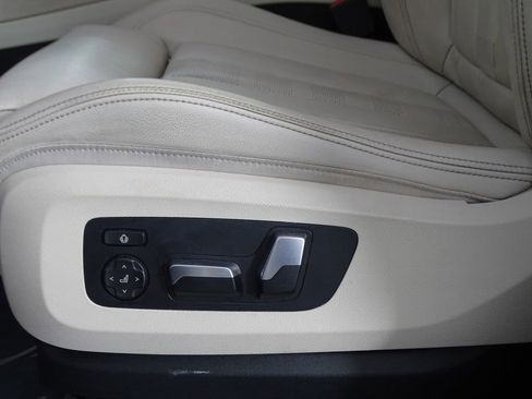 Used 2019 BMW X5 xDrive40i w/ Convenience Package image 23