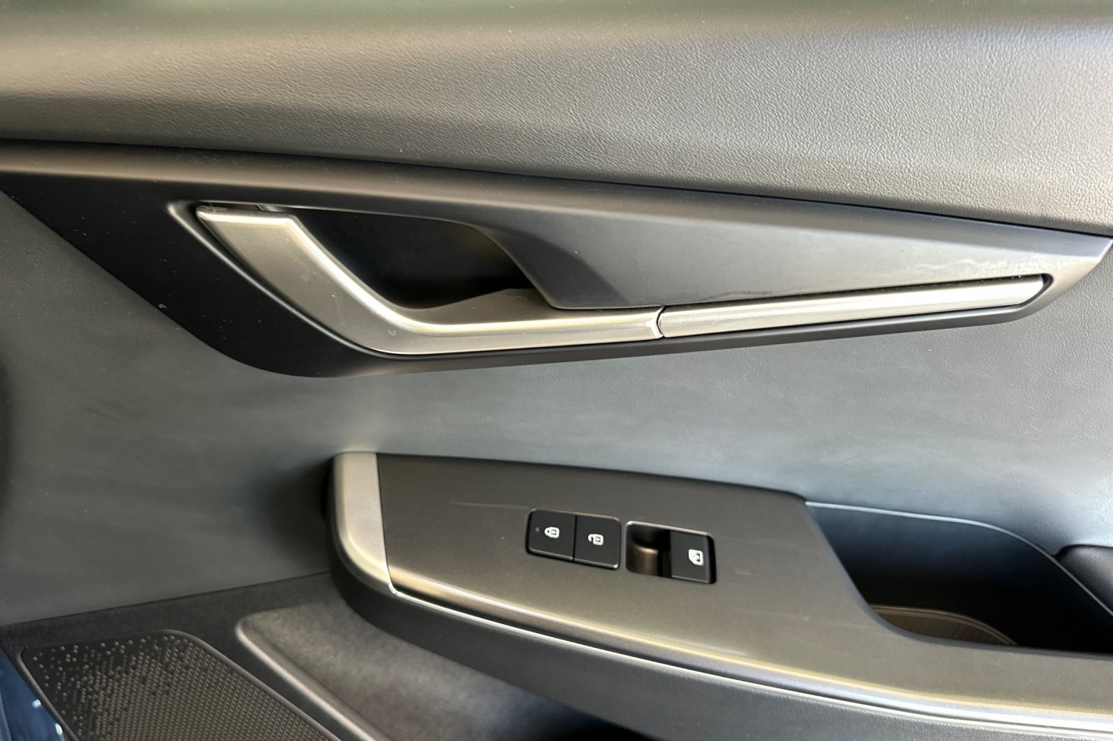 Certified 2024 Kia EV6 Light RWD image 19