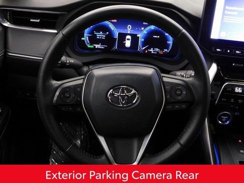 Used 2024 Toyota Venza Limited image 28