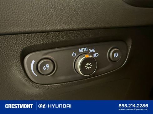 Used 2023 Buick Encore GX Preferred w/ Cold Weather Comfort Package AWD/4WD image 37