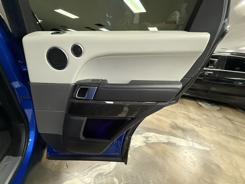 Used 2018 Land Rover Range Rover Sport SVR AWD/4WD image 20