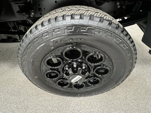 Used 2023 Ford F350 Lariat w/ Lariat Ultimate Package image 14