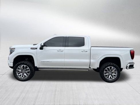 Used 2024 GMC Sierra 1500 Denali w/ Denali Reserve Package image 9