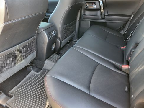 Certified 2023 Toyota 4Runner TRD Off-Road Premium w/ Off Road Premium Plus Package AWD/4WD image 22