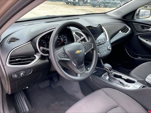 Used 2023 Chevrolet Malibu LT FWD image 14