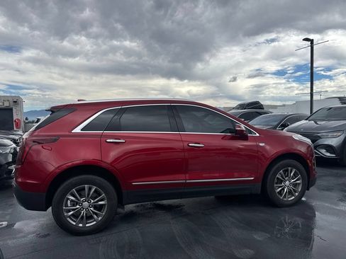Used 2023 Cadillac XT5 Premium Luxury w/ LPO, Floor Liner Package FWD image 4
