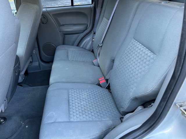 Used 2006 Jeep Liberty Sport AWD/4WD image 23